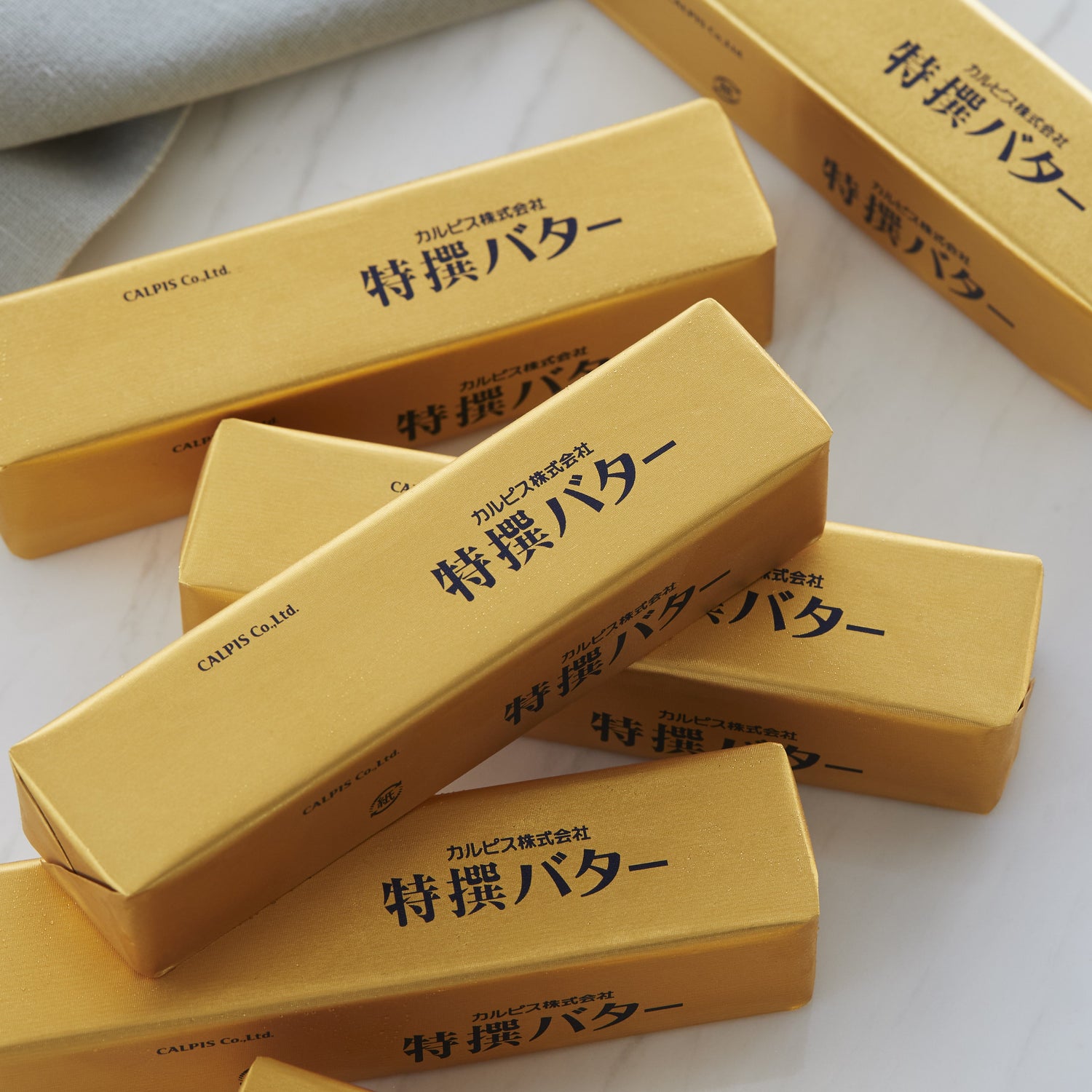 カルピス(株)特撰バター100g（有塩）
